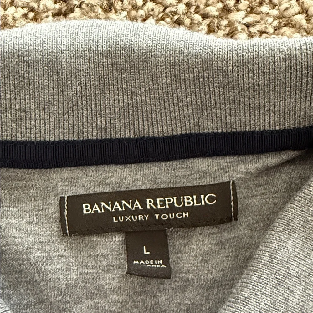 Banana Republic Men’s Gray Polo Shirt
